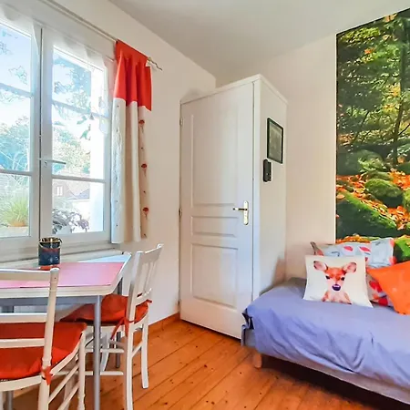 Gorgeous In With Kitchenette