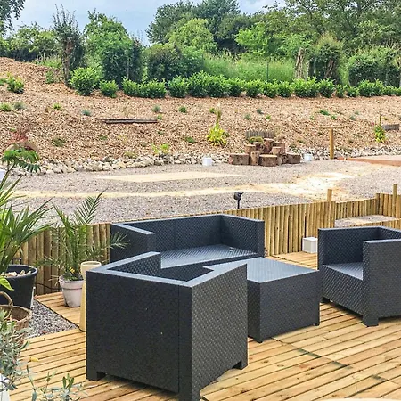 Cozy In With Wifi Alette